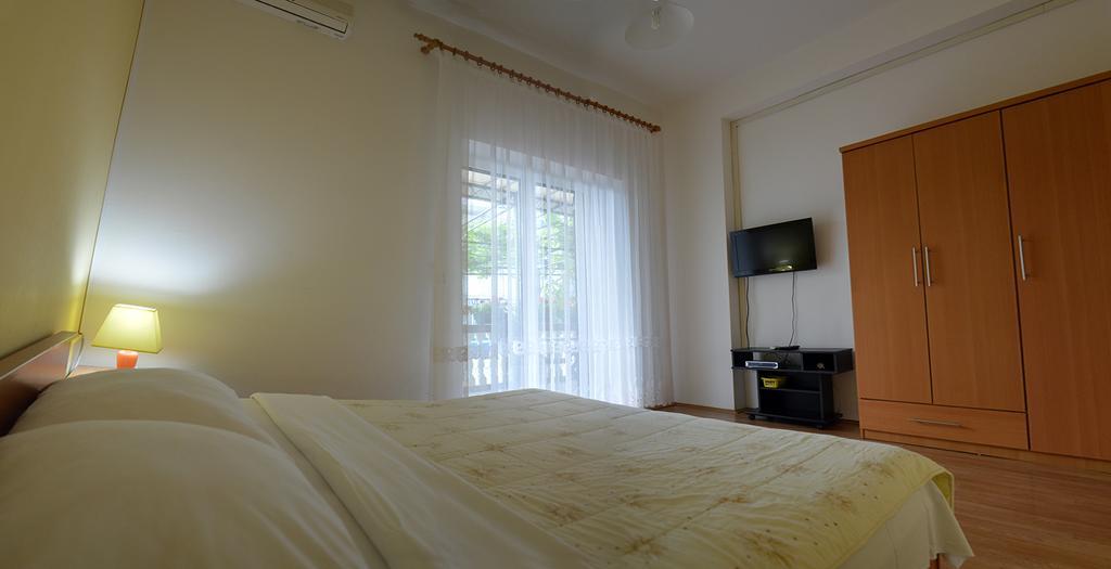 Apartments "Ruza" Vodice Eksteriør billede