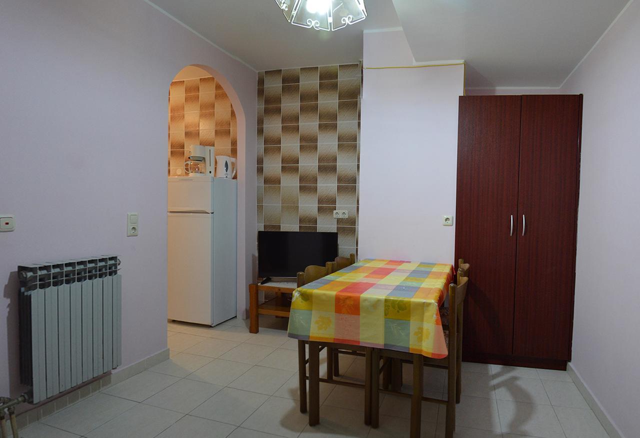 Apartments "Ruza" Vodice Eksteriør billede